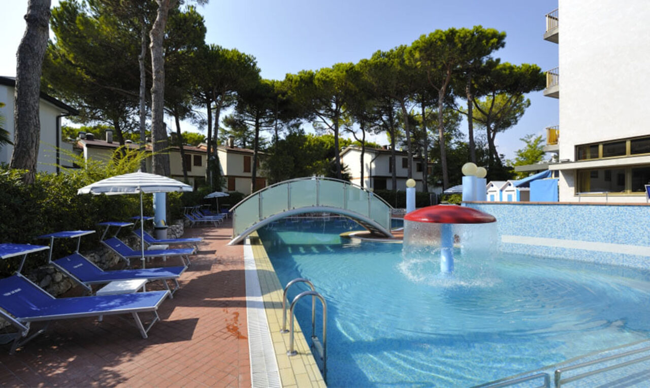 hotel 3 stelle con piscina a Lignano Sabbiadoro